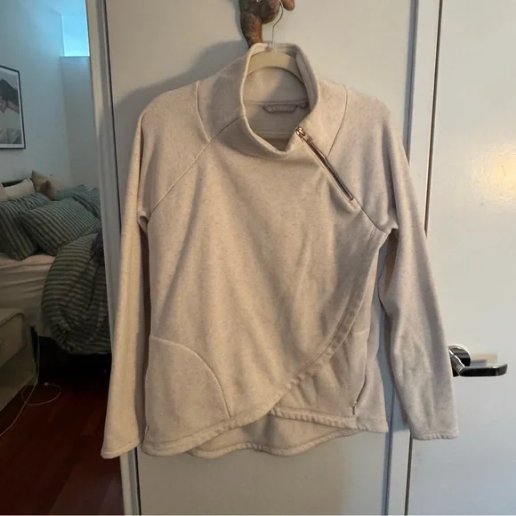 ATHLETA Cozy Karma Asym Pullover Oatmeal Heather Size S - Picture 3 of 9